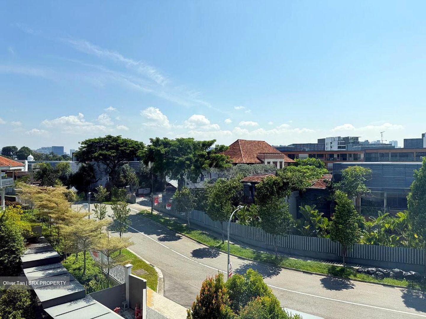 Haus On Handy (D9), Condominium #586658071